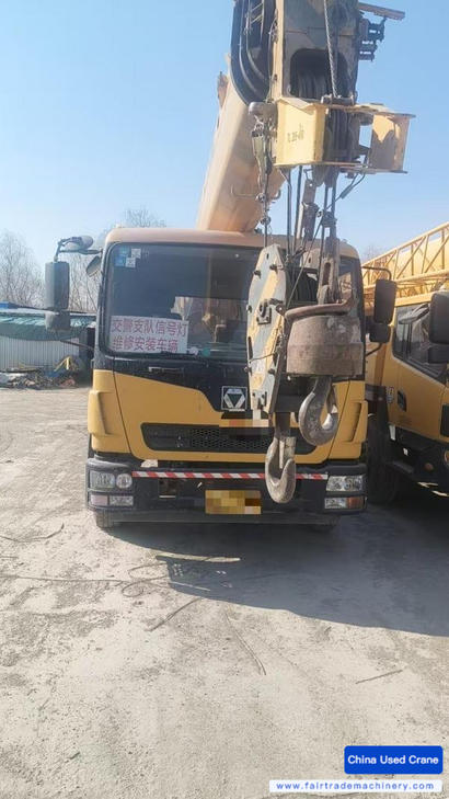 Buy XCMG XCT12L4 Used Crane / 1